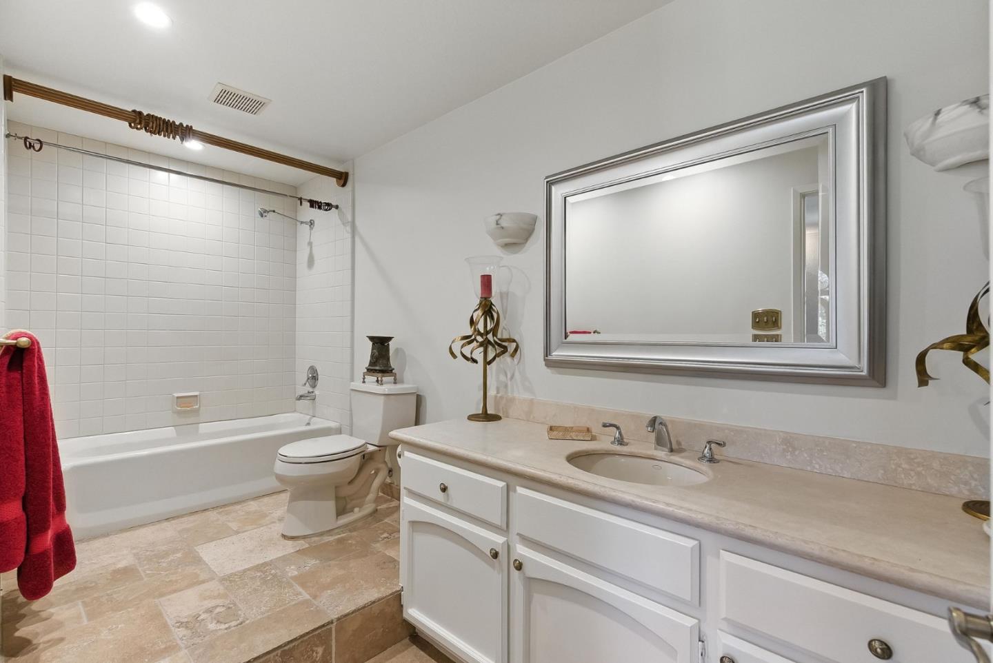 Detail Gallery Image 44 of 70 For 11510 Summit Wood Rd, Los Altos Hills,  CA 94022 - 5 Beds | 6 Baths