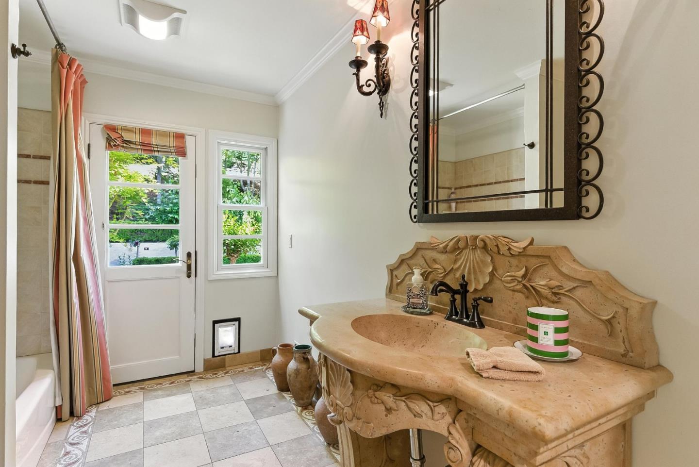 Detail Gallery Image 47 of 70 For 11510 Summit Wood Rd, Los Altos Hills,  CA 94022 - 5 Beds | 6 Baths