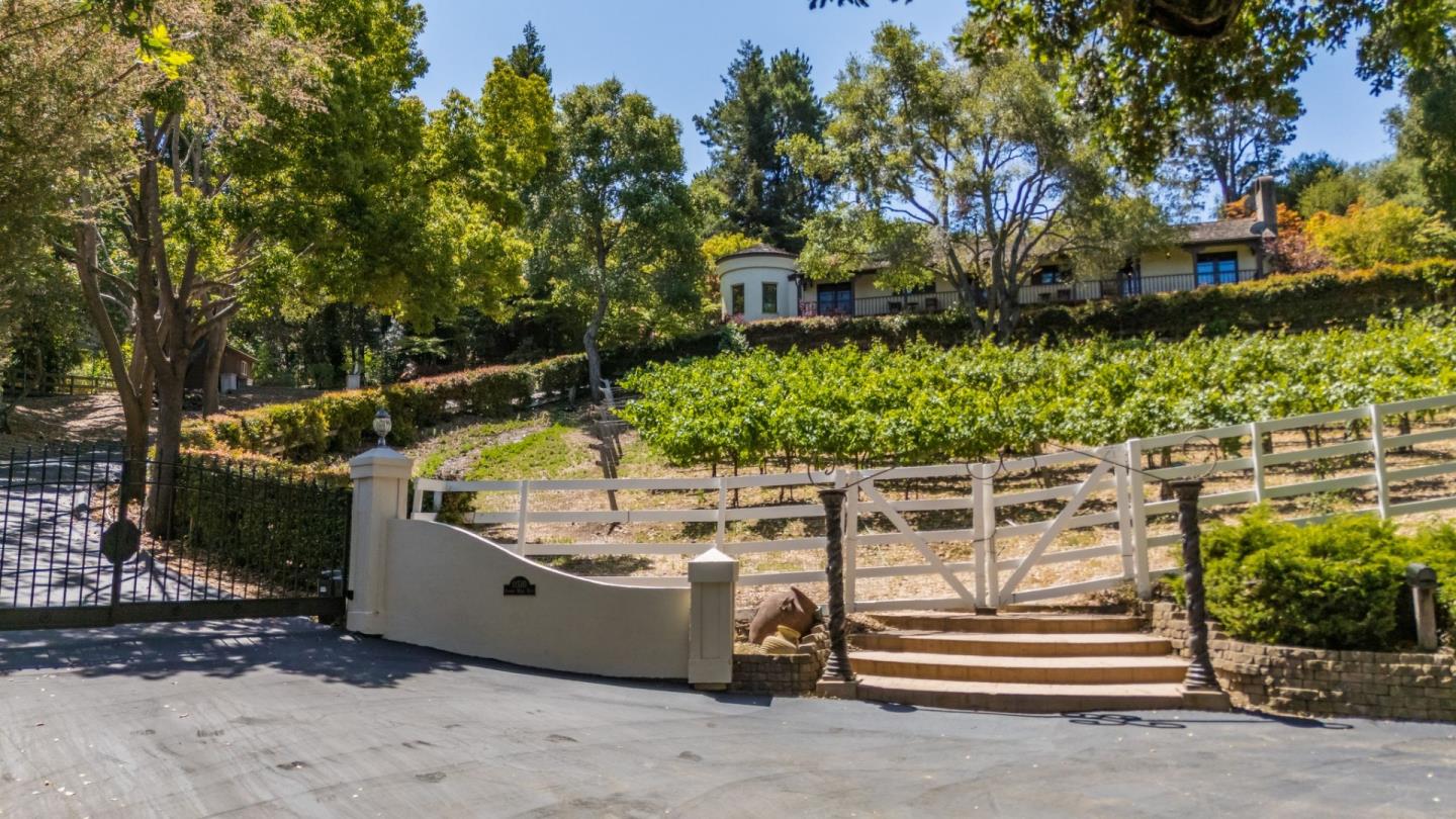 Detail Gallery Image 61 of 70 For 11510 Summit Wood Rd, Los Altos Hills,  CA 94022 - 5 Beds | 6 Baths