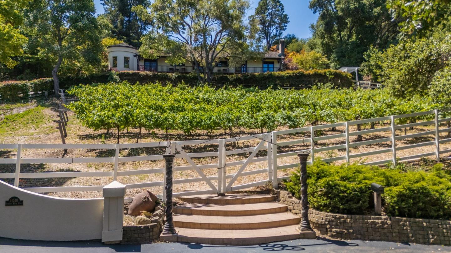 Detail Gallery Image 62 of 70 For 11510 Summit Wood Rd, Los Altos Hills,  CA 94022 - 5 Beds | 6 Baths