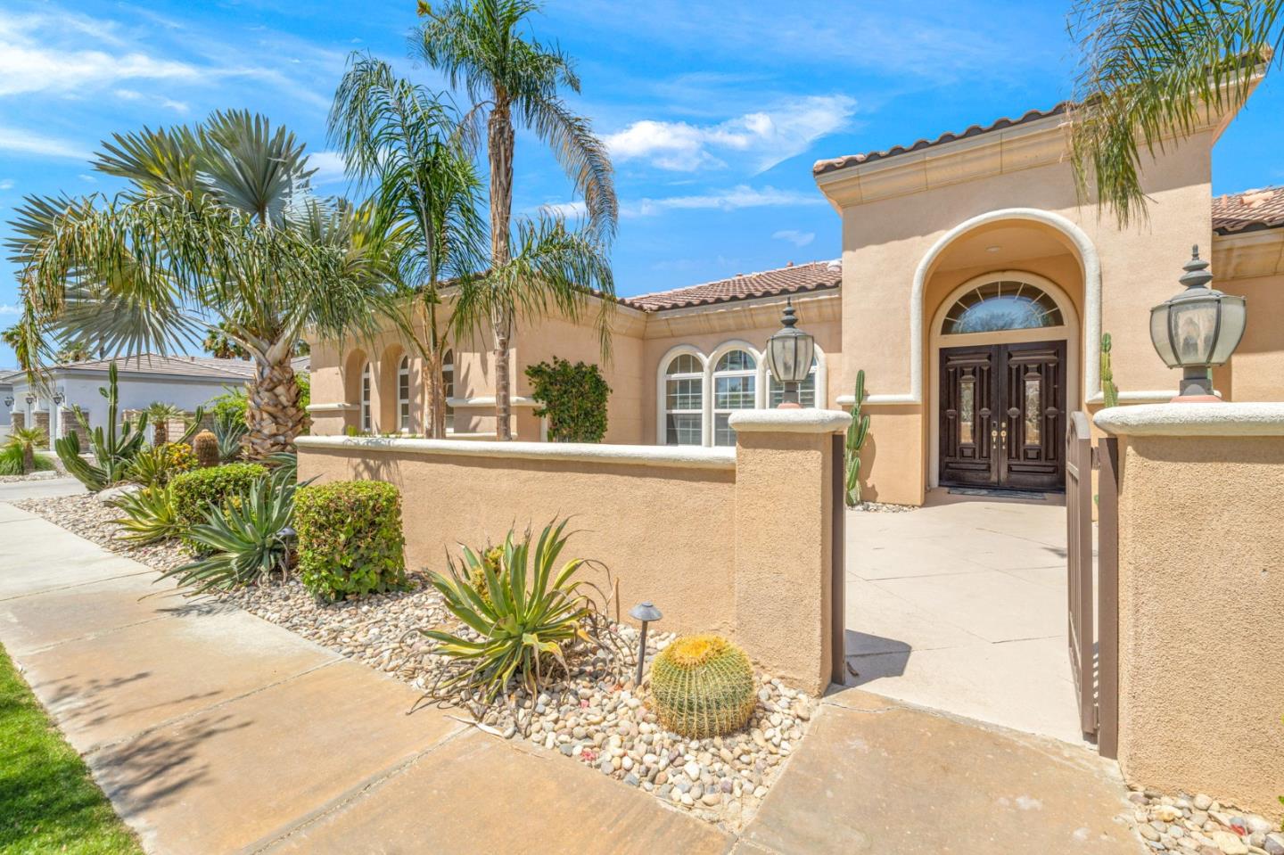 Detail Gallery Image 6 of 99 For 49133 Jordan St, Indio,  CA 92201 - 5 Beds | 3/1 Baths