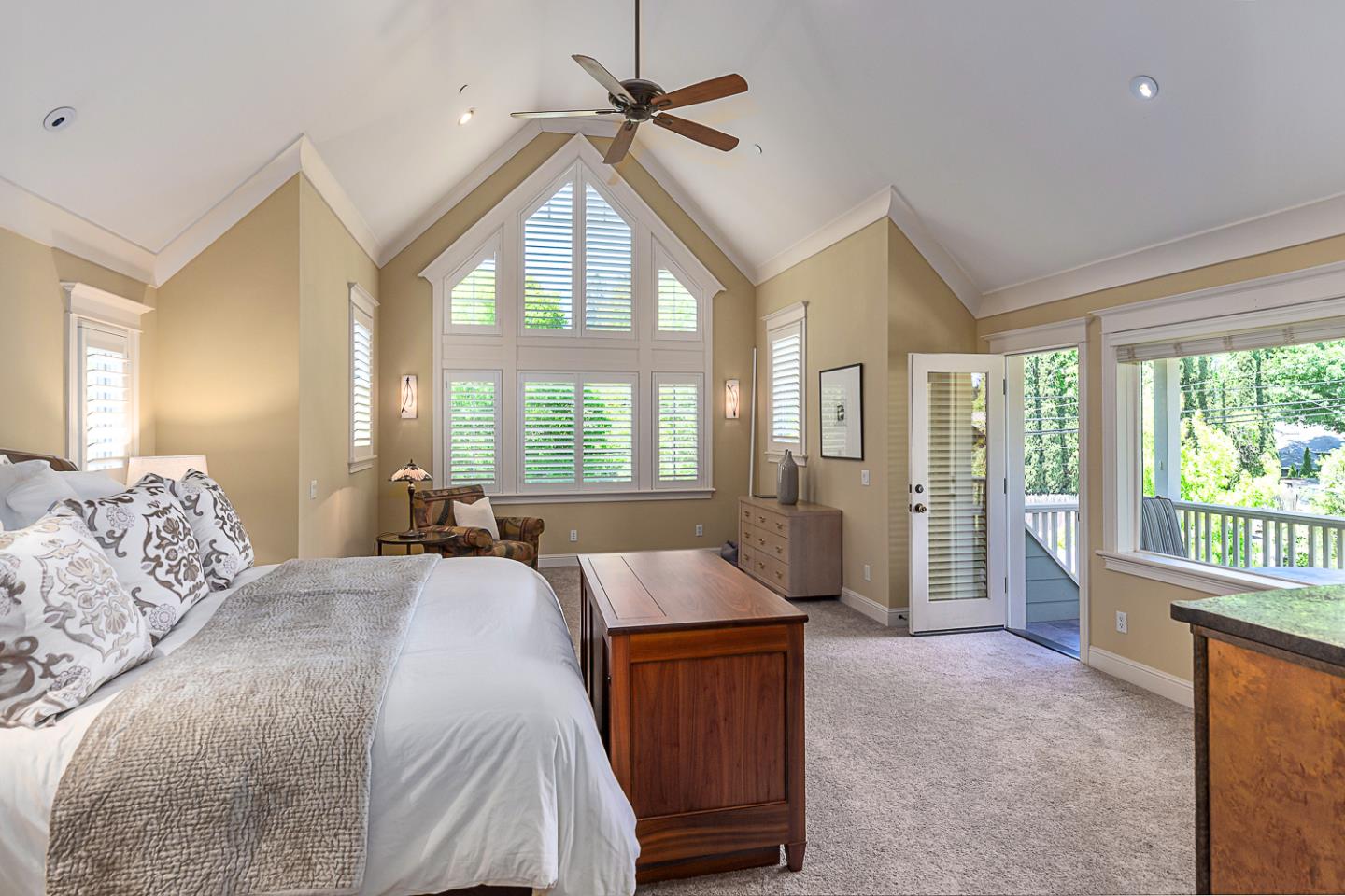 Detail Gallery Image 17 of 40 For 587 Sequoia Ave, Redwood City,  CA 94061 - 5 Beds | 4 Baths