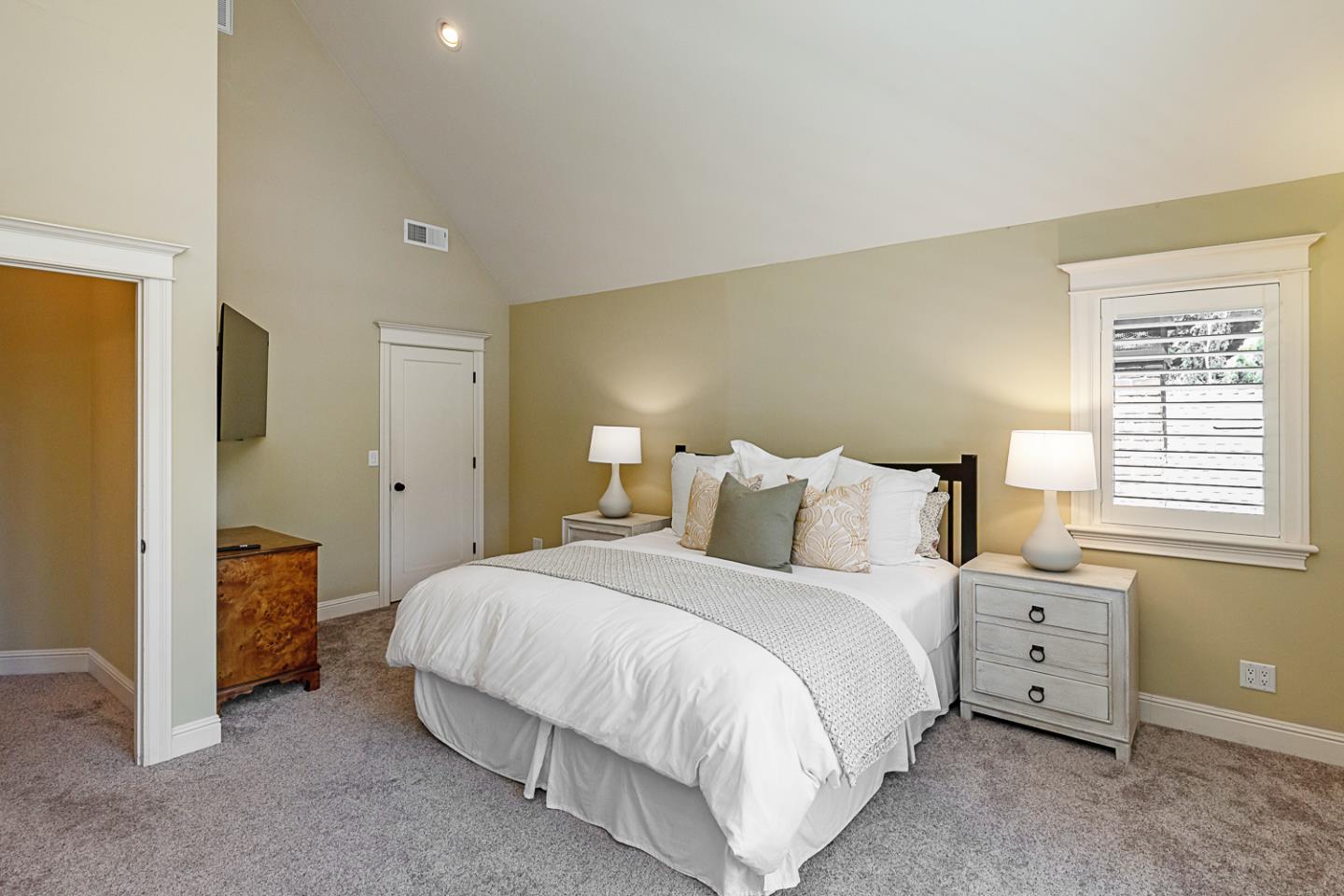 Detail Gallery Image 28 of 40 For 587 Sequoia Ave, Redwood City,  CA 94061 - 5 Beds | 4 Baths