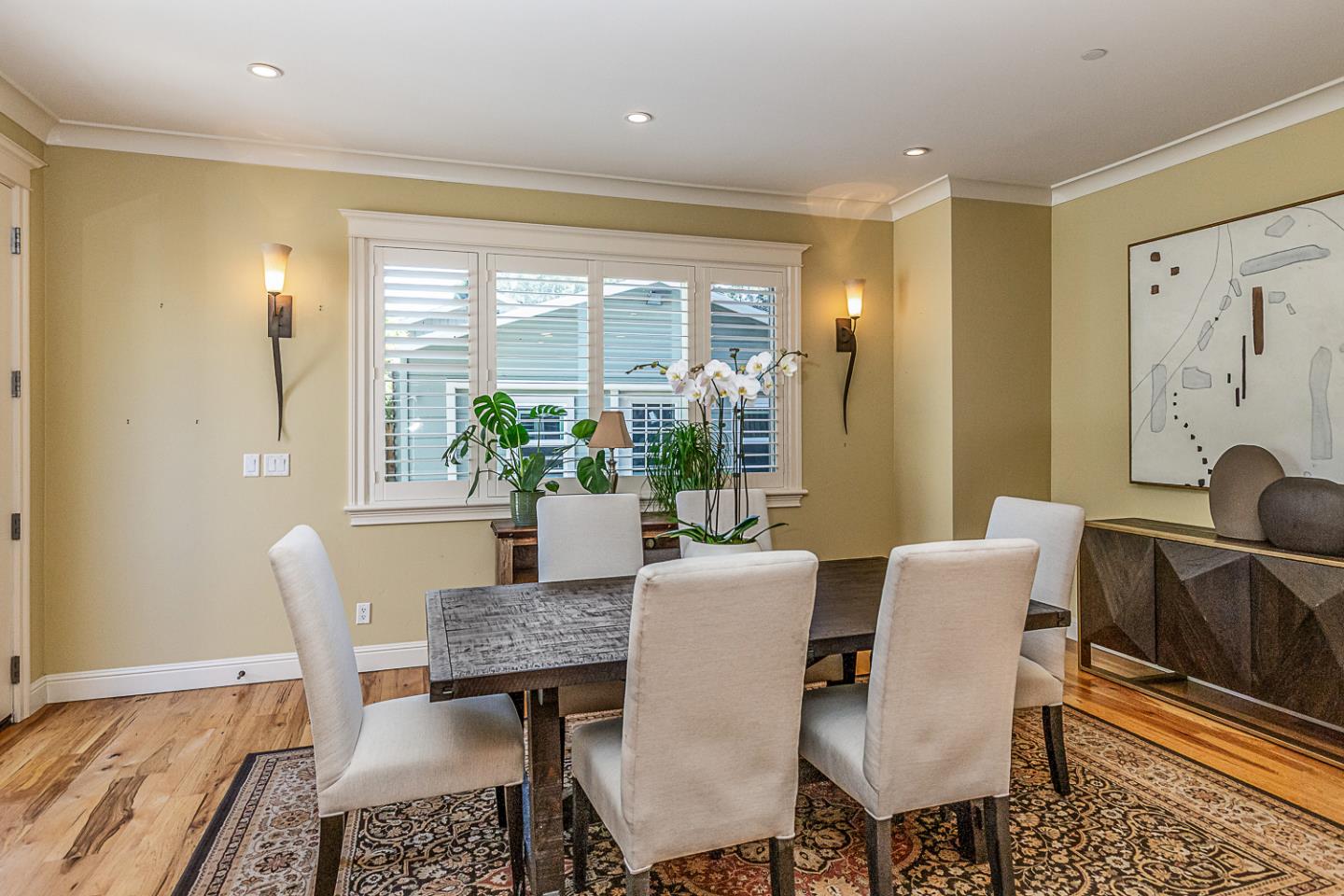 Detail Gallery Image 8 of 40 For 587 Sequoia Ave, Redwood City,  CA 94061 - 5 Beds | 4 Baths