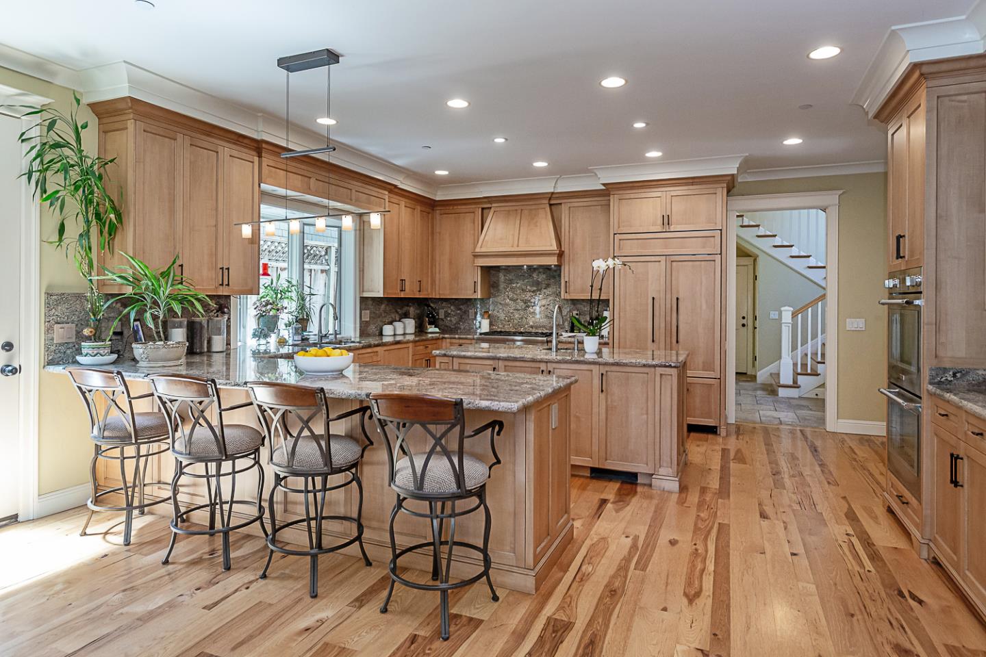 Detail Gallery Image 9 of 40 For 587 Sequoia Ave, Redwood City,  CA 94061 - 5 Beds | 4 Baths