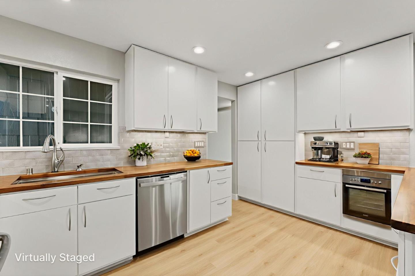 Detail Gallery Image 11 of 37 For 861 Mulcaster Ct, San Jose,  CA 95136 - 4 Beds | 2 Baths