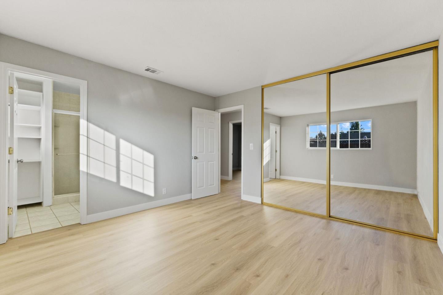 Detail Gallery Image 24 of 37 For 861 Mulcaster Ct, San Jose,  CA 95136 - 4 Beds | 2 Baths