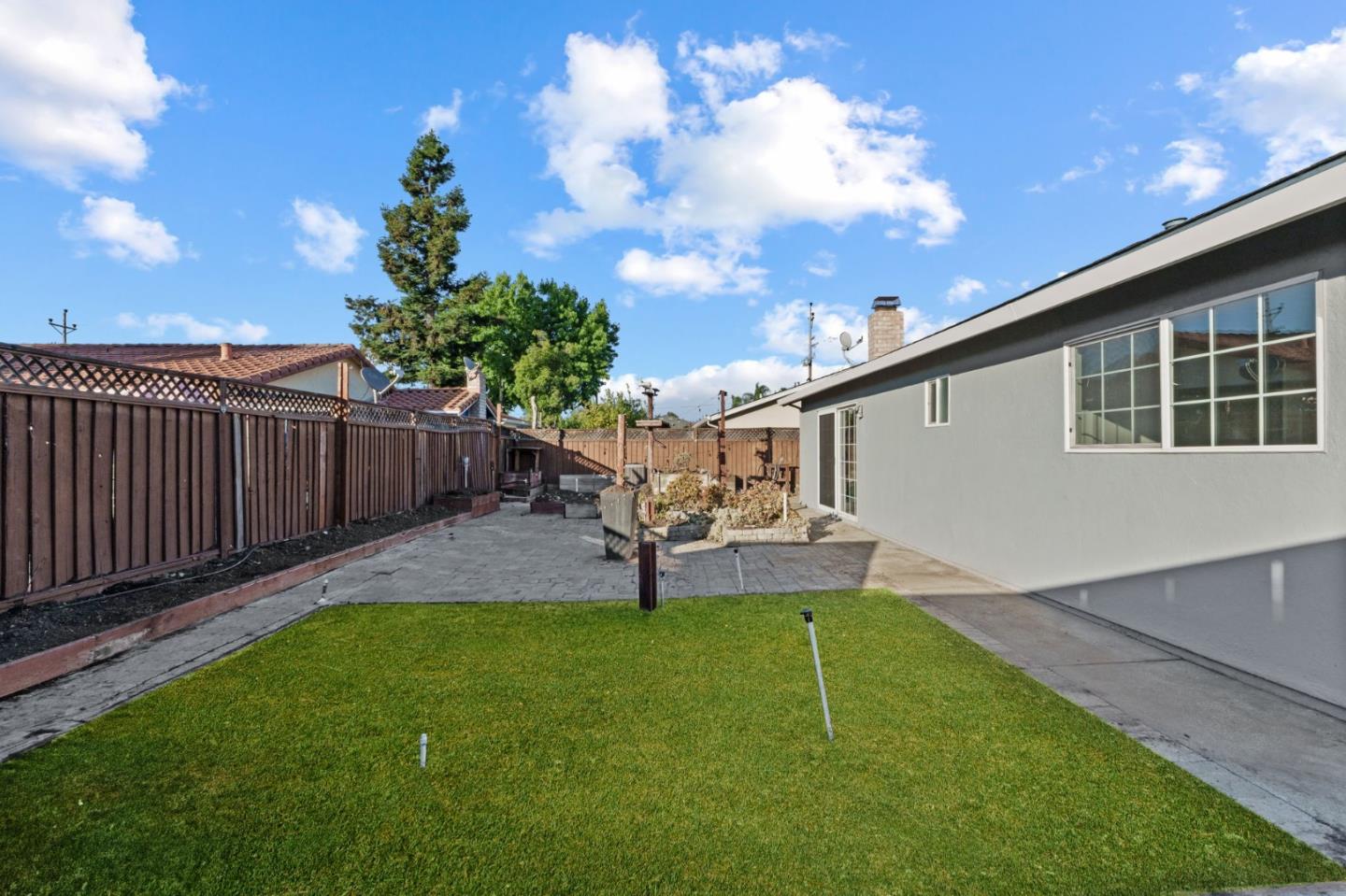 Detail Gallery Image 33 of 37 For 861 Mulcaster Ct, San Jose,  CA 95136 - 4 Beds | 2 Baths