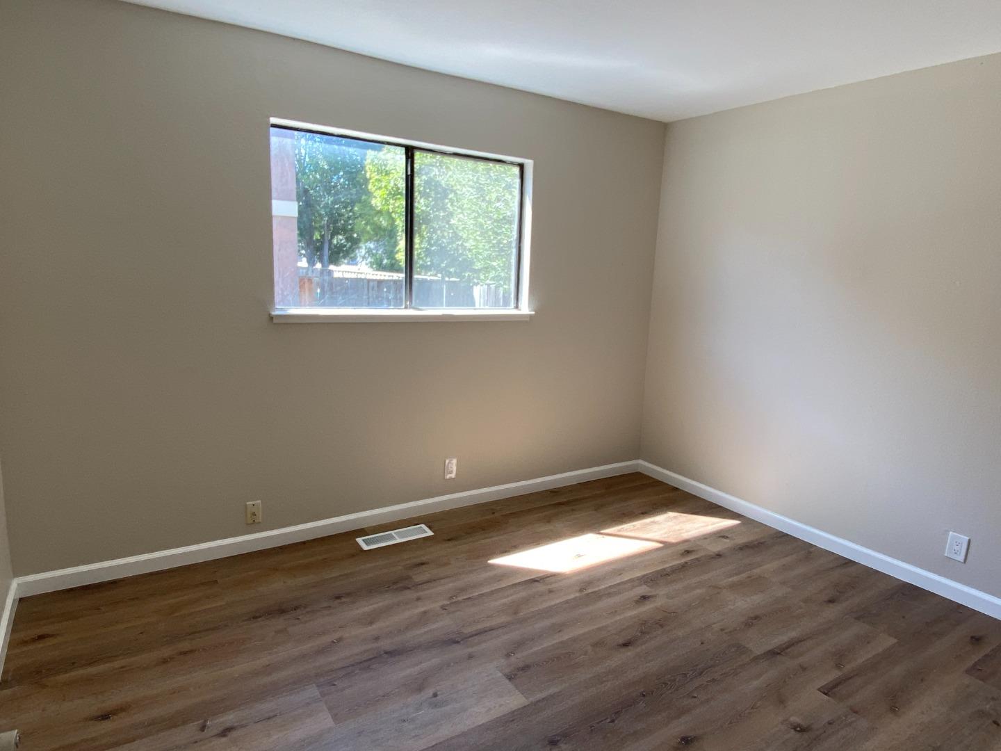 Detail Gallery Image 29 of 56 For 4965 Edgar Ct, San Jose,  CA 95118 - – Beds | – Baths
