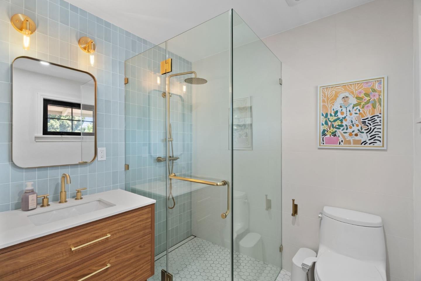 Detail Gallery Image 8 of 9 For 24 Sunnydale Ave, San Carlos,  CA 94070 - 3 Beds | 2 Baths