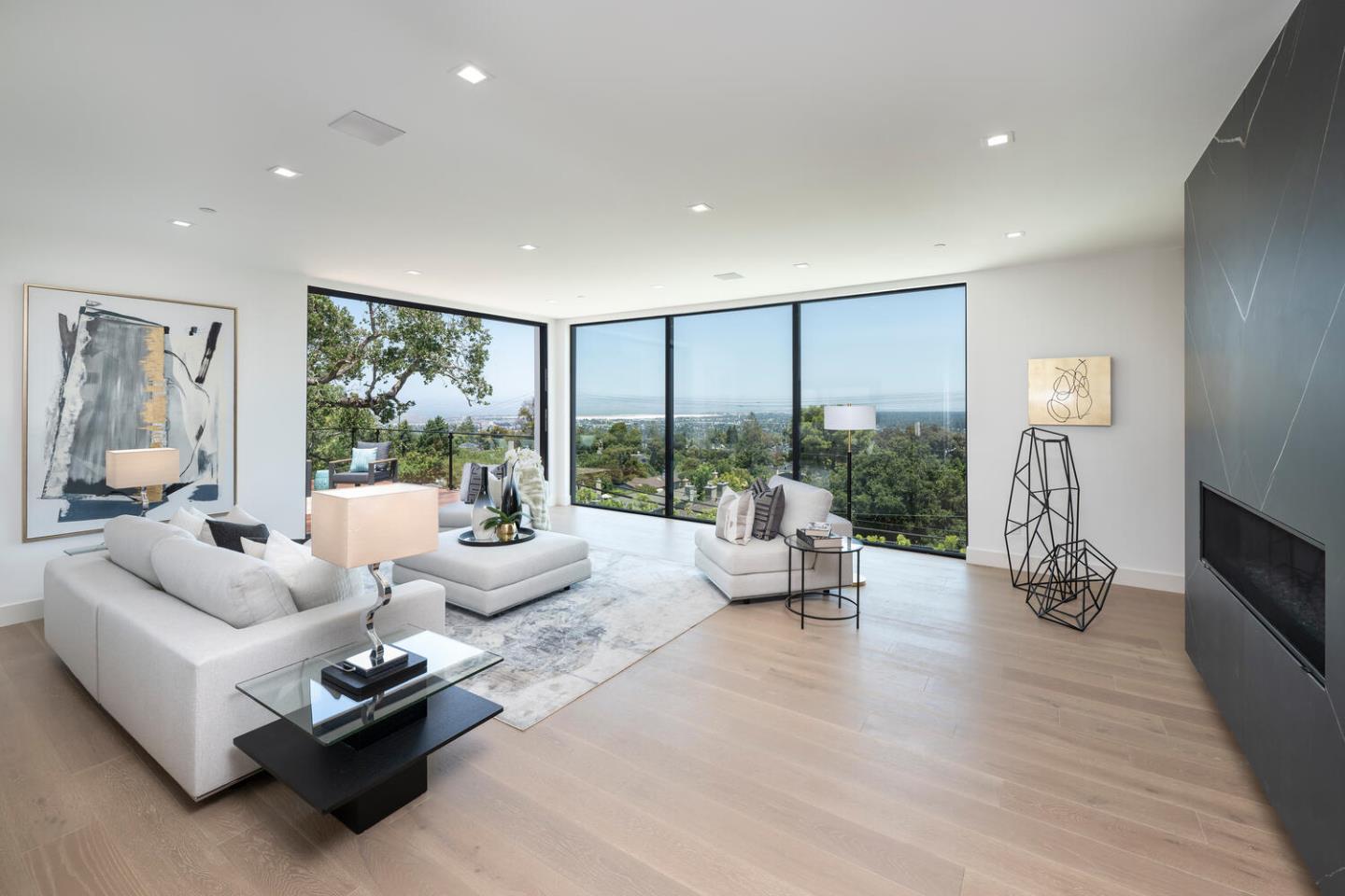 Detail Gallery Image 16 of 91 For 3964 Jefferson Ave, Redwood City,  CA 94062 - 5 Beds | 4/1 Baths