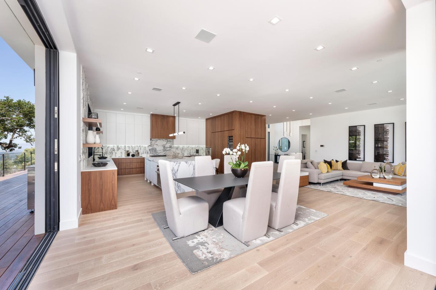 Detail Gallery Image 28 of 91 For 3964 Jefferson Ave, Redwood City,  CA 94062 - 5 Beds | 4/1 Baths
