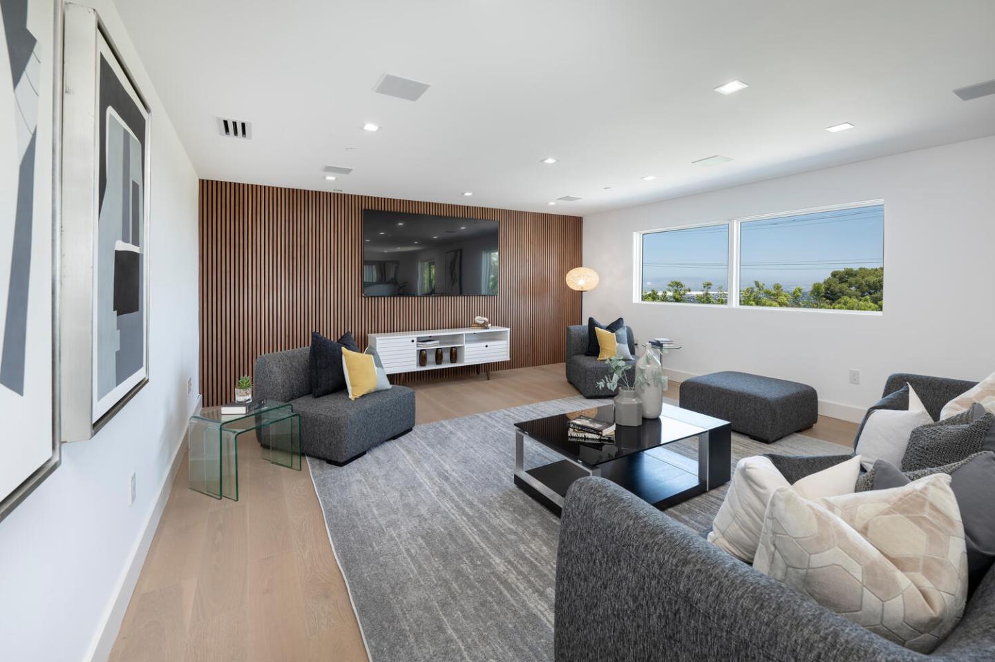 Detail Gallery Image 37 of 91 For 3964 Jefferson Ave, Redwood City,  CA 94062 - 5 Beds | 4/1 Baths