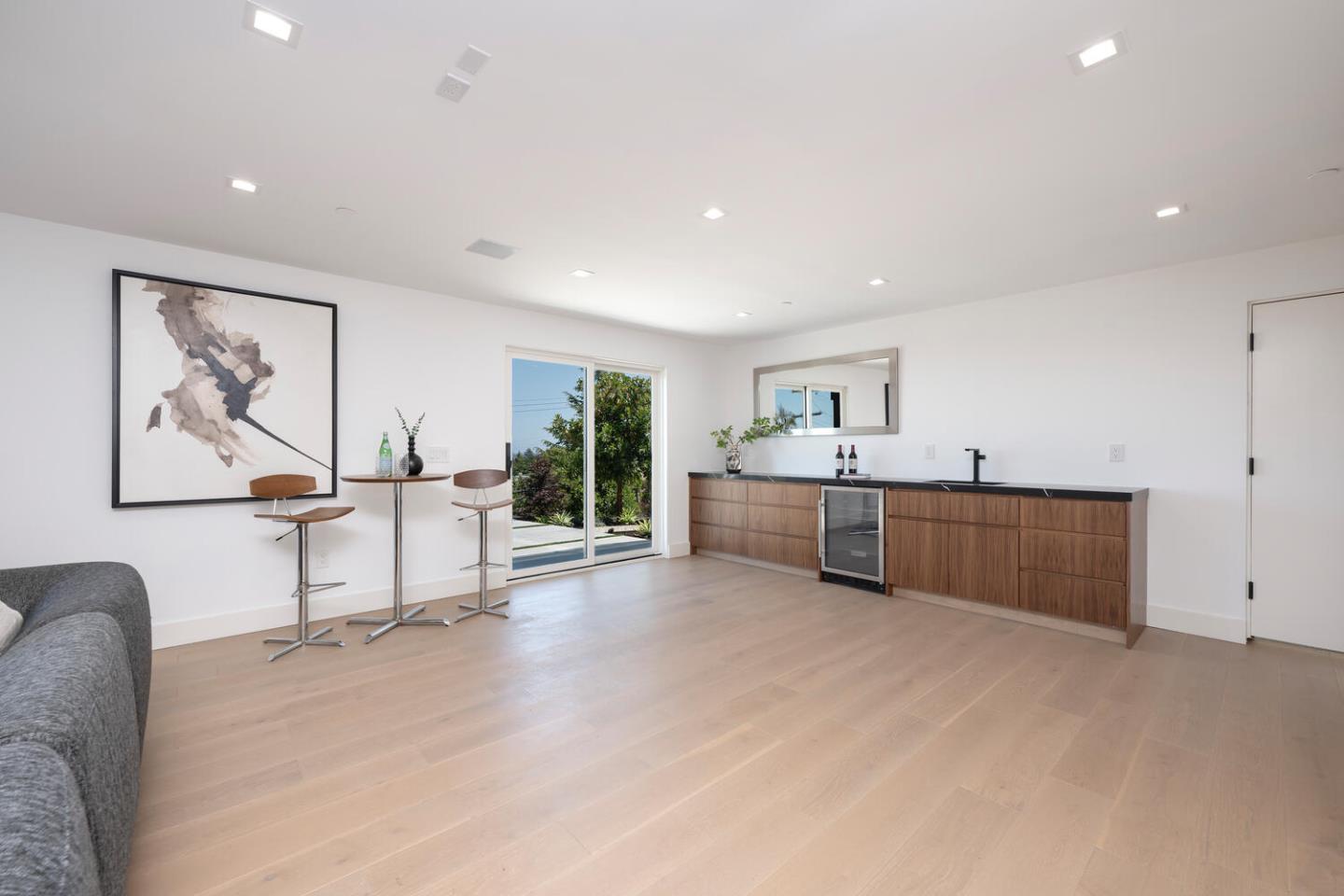 Detail Gallery Image 38 of 91 For 3964 Jefferson Ave, Redwood City,  CA 94062 - 5 Beds | 4/1 Baths