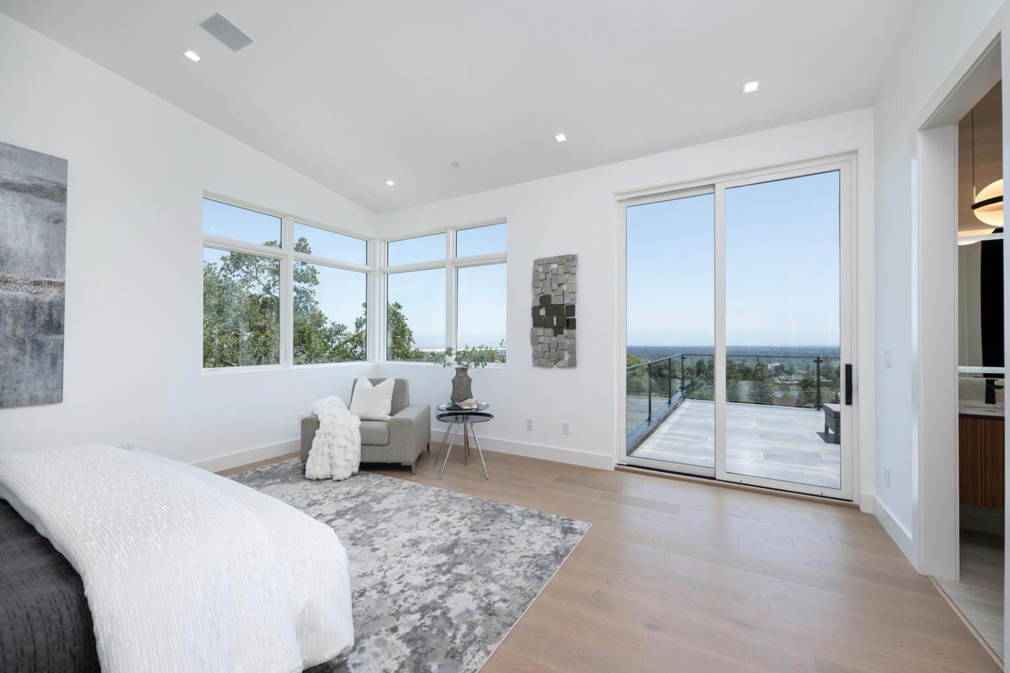 Detail Gallery Image 42 of 91 For 3964 Jefferson Ave, Redwood City,  CA 94062 - 5 Beds | 4/1 Baths
