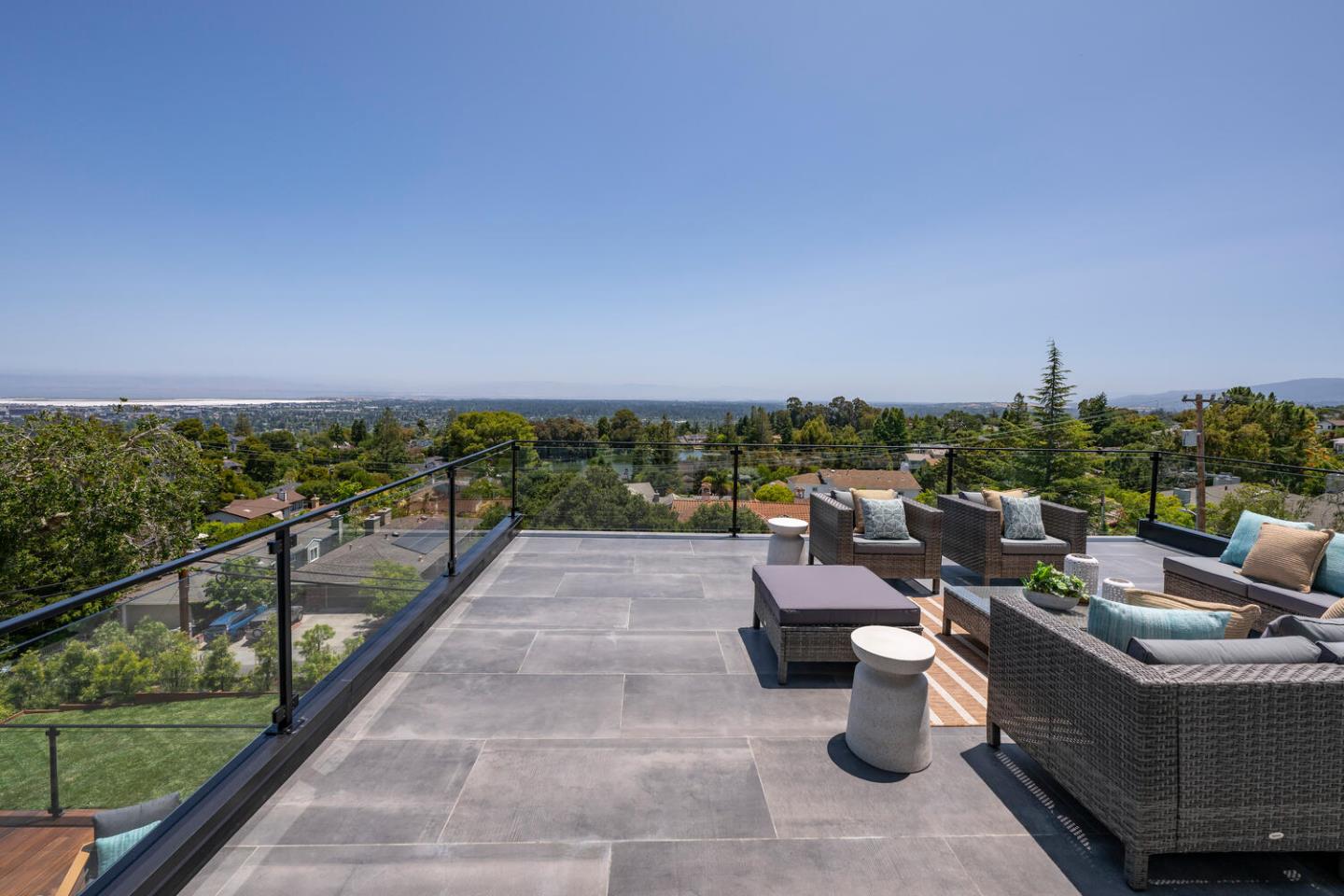 Detail Gallery Image 43 of 91 For 3964 Jefferson Ave, Redwood City,  CA 94062 - 5 Beds | 4/1 Baths