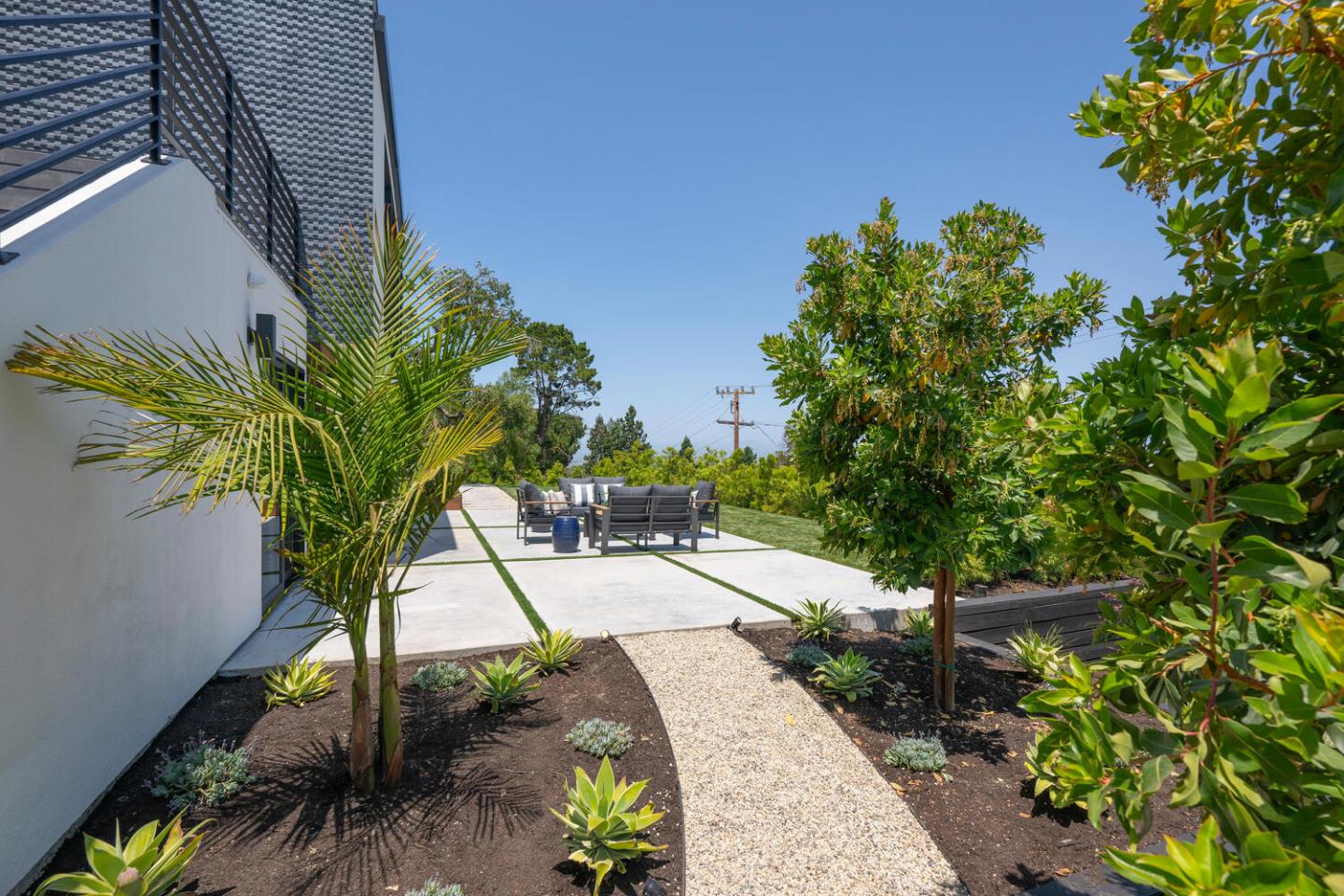 Detail Gallery Image 61 of 91 For 3964 Jefferson Ave, Redwood City,  CA 94062 - 5 Beds | 4/1 Baths