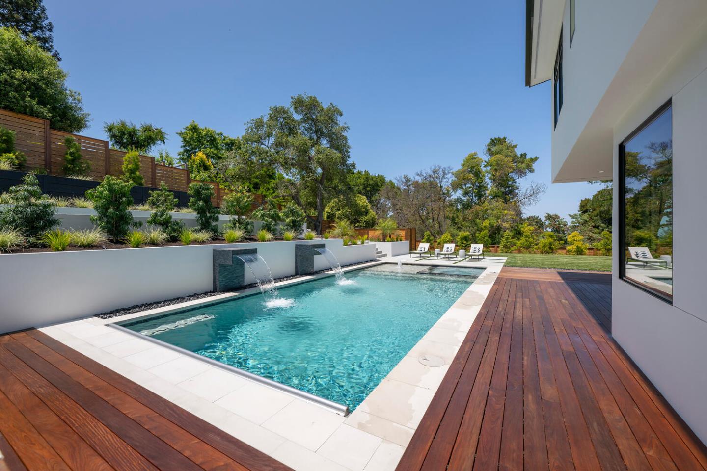 Detail Gallery Image 70 of 91 For 3964 Jefferson Ave, Redwood City,  CA 94062 - 5 Beds | 4/1 Baths