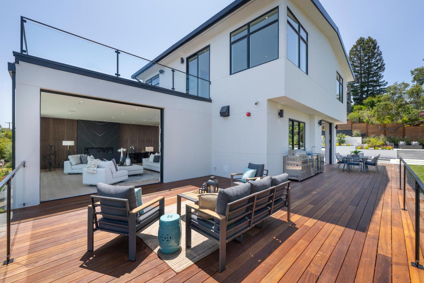 Detail Gallery Image 81 of 91 For 3964 Jefferson Ave, Redwood City,  CA 94062 - 5 Beds | 4/1 Baths