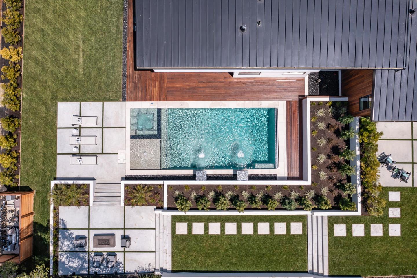 Detail Gallery Image 85 of 91 For 3964 Jefferson Ave, Redwood City,  CA 94062 - 5 Beds | 4/1 Baths