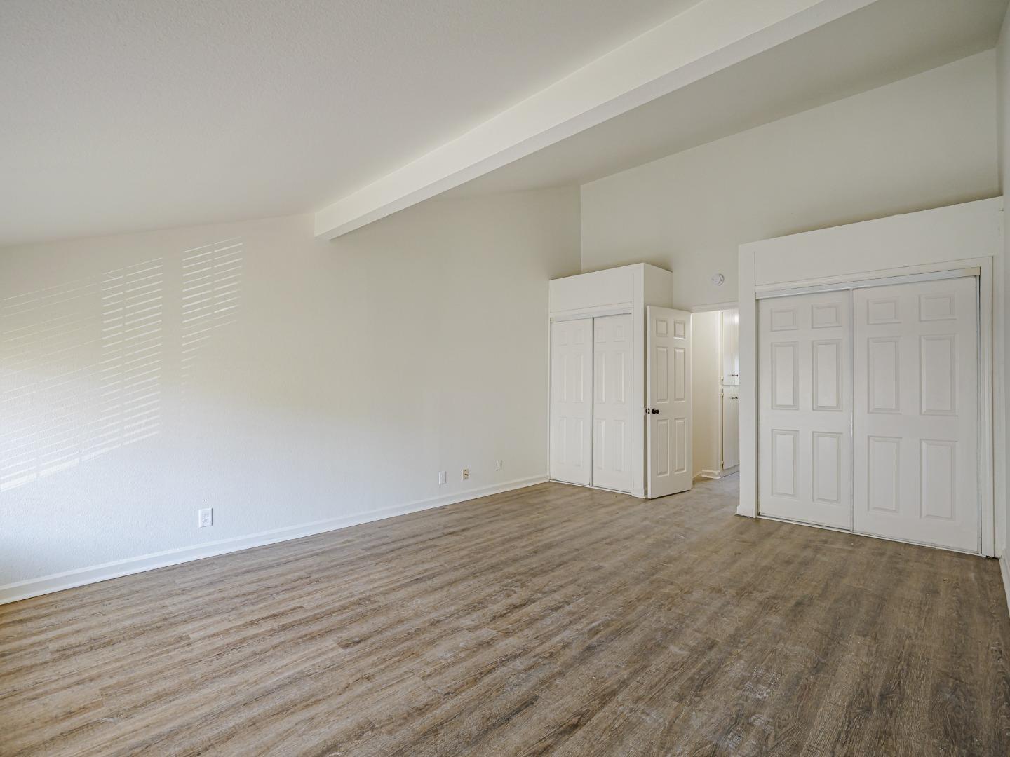 Detail Gallery Image 19 of 36 For 914 Acosta Plz #83,  Salinas,  CA 93905 - 4 Beds | 1/1 Baths