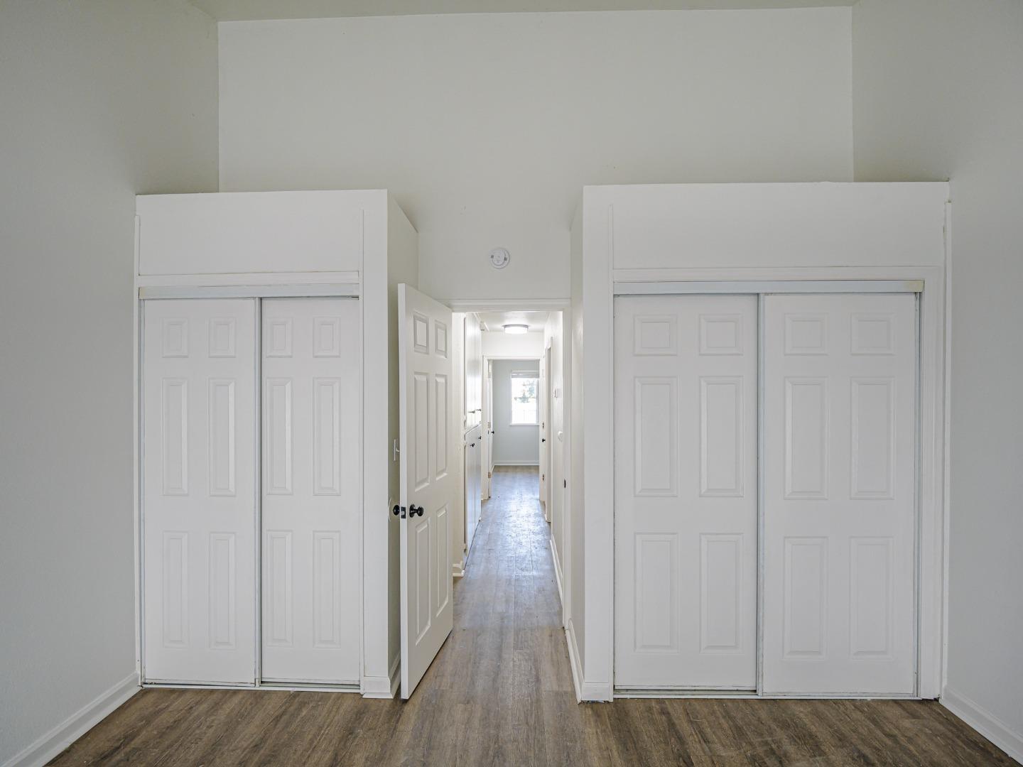Detail Gallery Image 20 of 36 For 914 Acosta Plz #83,  Salinas,  CA 93905 - 4 Beds | 1/1 Baths