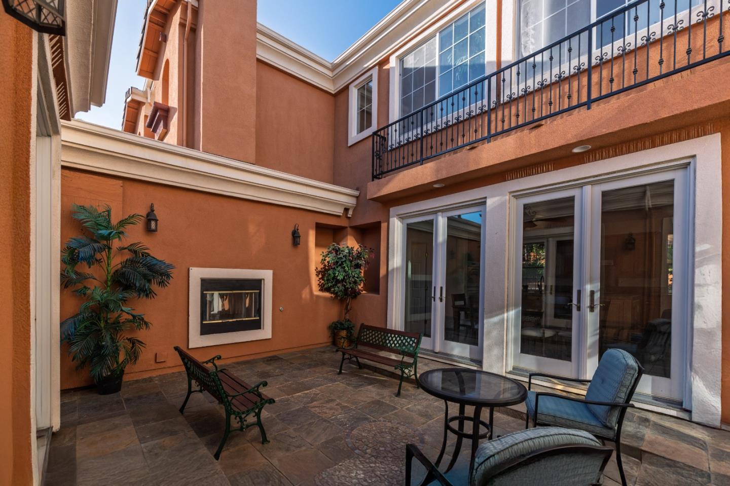 Detail Gallery Image 12 of 15 For 2228 Terrena Valley Dr, San Jose,  CA 95121 - 5 Beds | 3/1 Baths