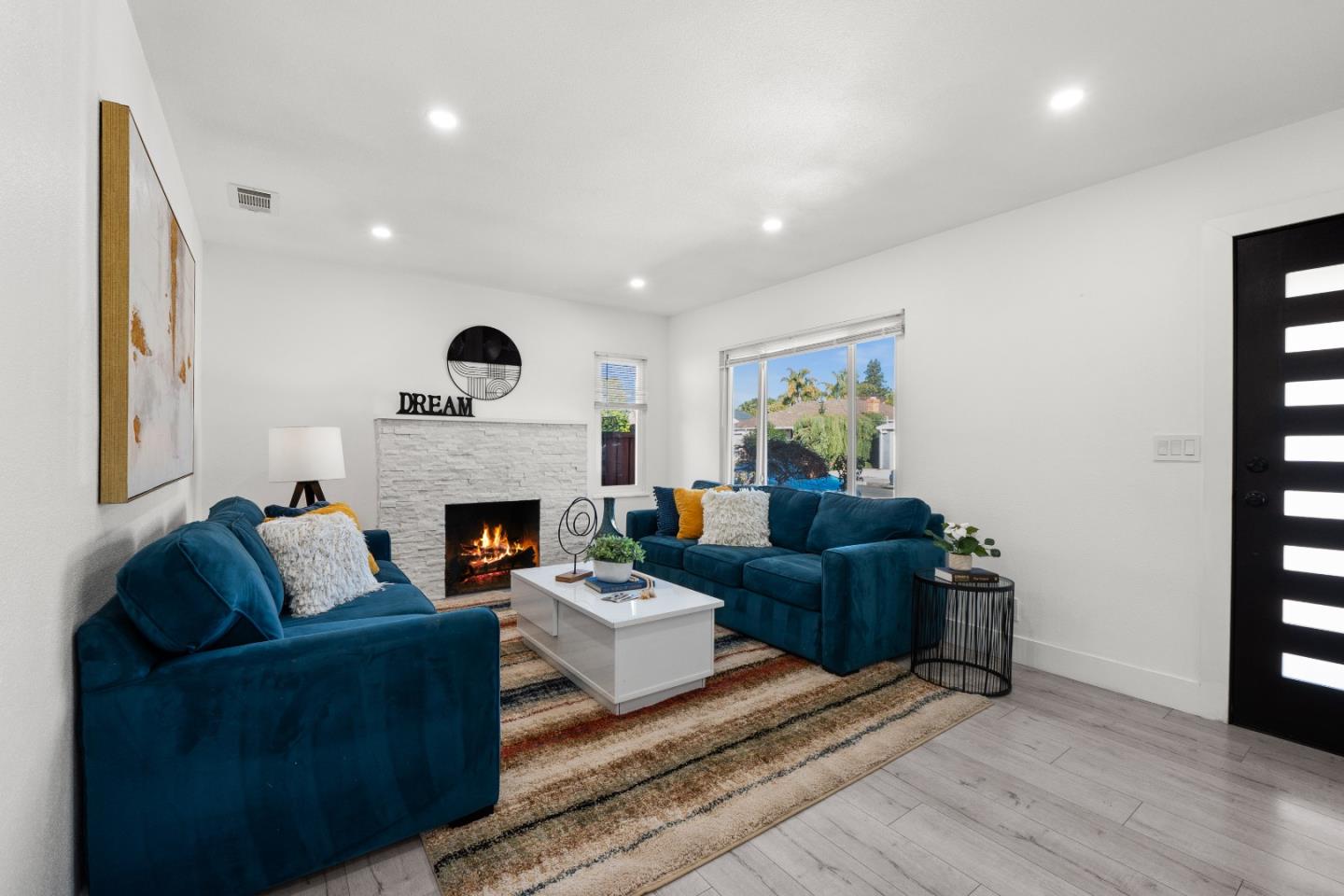 Detail Gallery Image 10 of 39 For 24675 Joanne St, Hayward,  CA 94544 - 4 Beds | 3 Baths