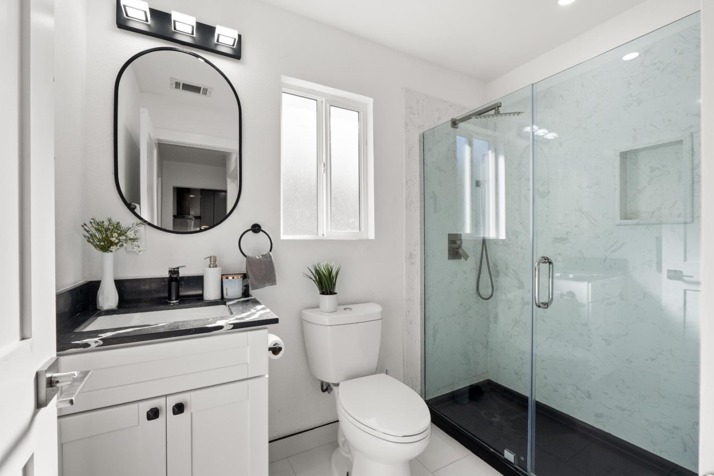 Detail Gallery Image 23 of 39 For 24675 Joanne St, Hayward,  CA 94544 - 4 Beds | 3 Baths