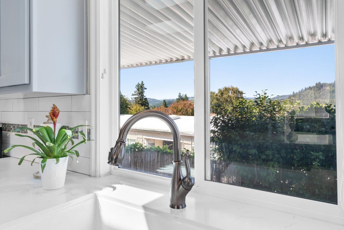 Detail Gallery Image 11 of 60 For 444 Whispering Pines Dr #47,  Scotts Valley,  CA 95066 - 3 Beds | 2 Baths