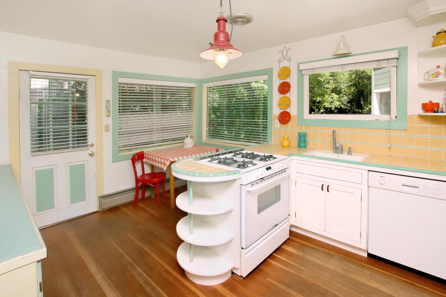 Detail Gallery Image 10 of 29 For 324 Laurel Dr, Felton,  CA 95018 - 2 Beds | 1 Baths