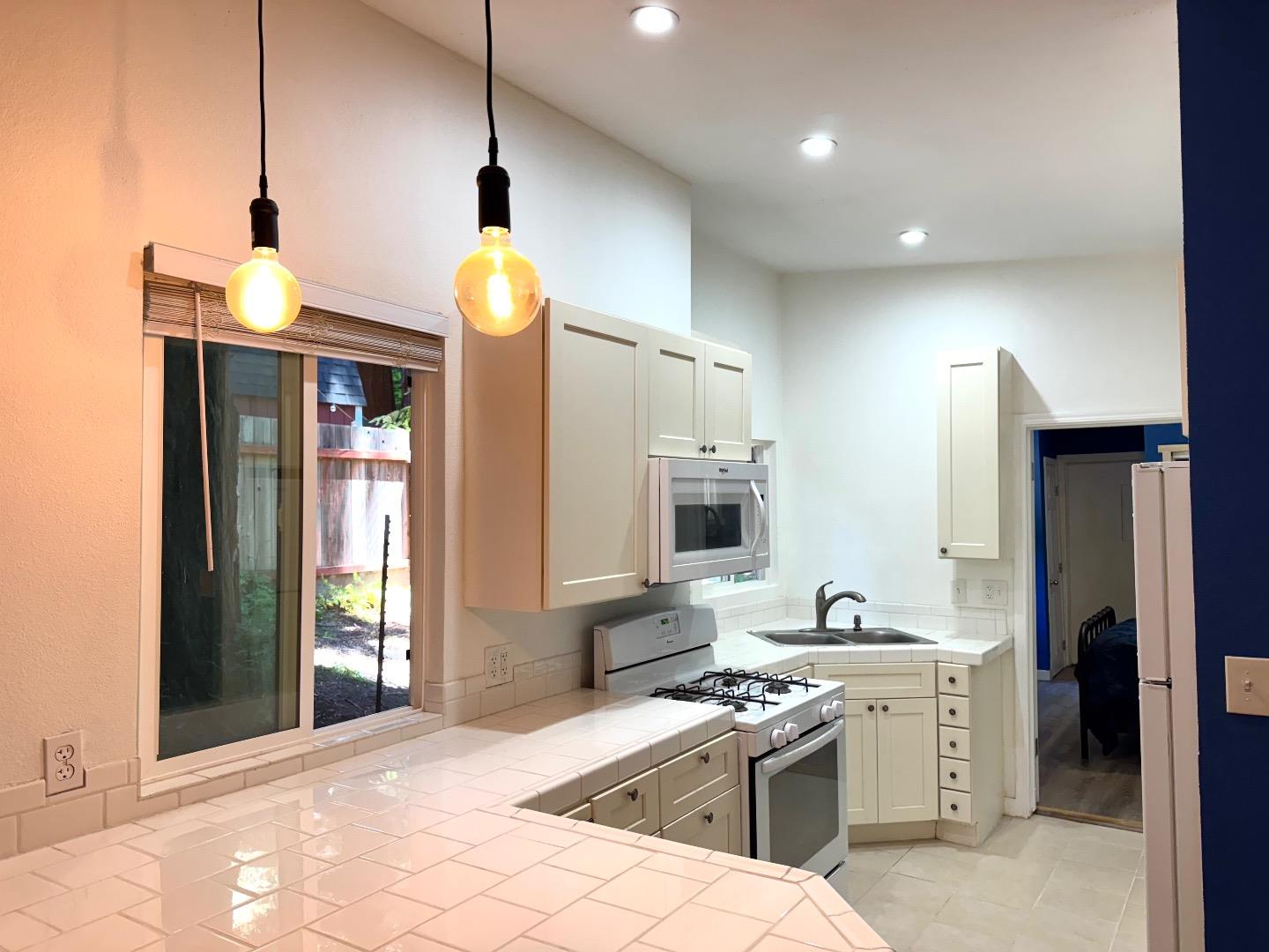 Detail Gallery Image 20 of 27 For 144 Monaco Ln, Boulder Creek,  CA 95006 - 2 Beds | 1 Baths