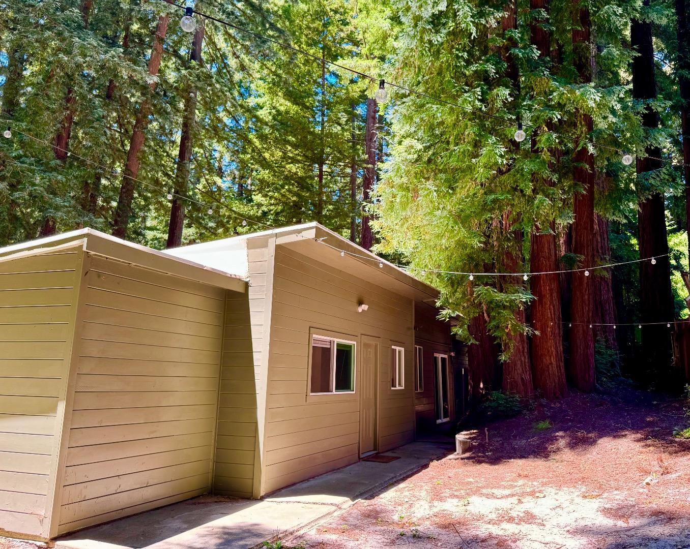 Detail Gallery Image 7 of 27 For 144 Monaco Ln, Boulder Creek,  CA 95006 - 2 Beds | 1 Baths