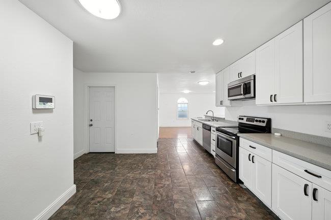 Detail Gallery Image 20 of 46 For 2950 Union Ave, Hayward,  CA 94541 - 3 Beds | 2 Baths