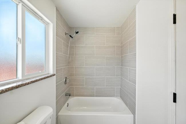 Detail Gallery Image 33 of 46 For 2950 Union Ave, Hayward,  CA 94541 - 3 Beds | 2 Baths
