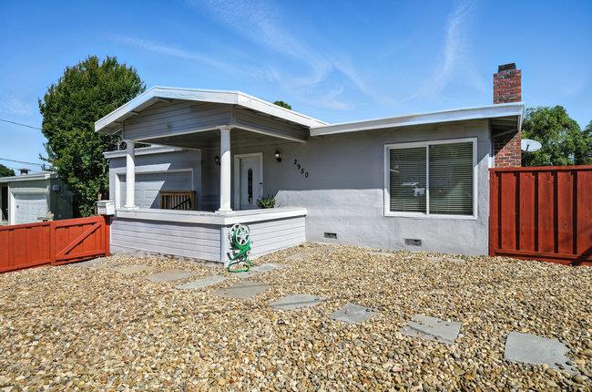 Detail Gallery Image 5 of 46 For 2950 Union Ave, Hayward,  CA 94541 - 3 Beds | 2 Baths