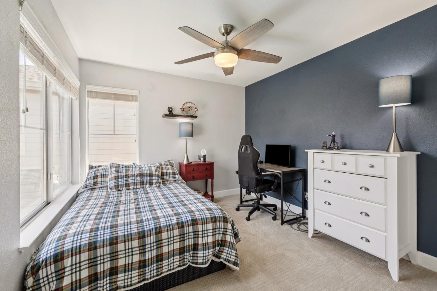 Detail Gallery Image 29 of 44 For 410 Krystallos Ln, Redwood City,  CA 94065 - 4 Beds | 2/1 Baths