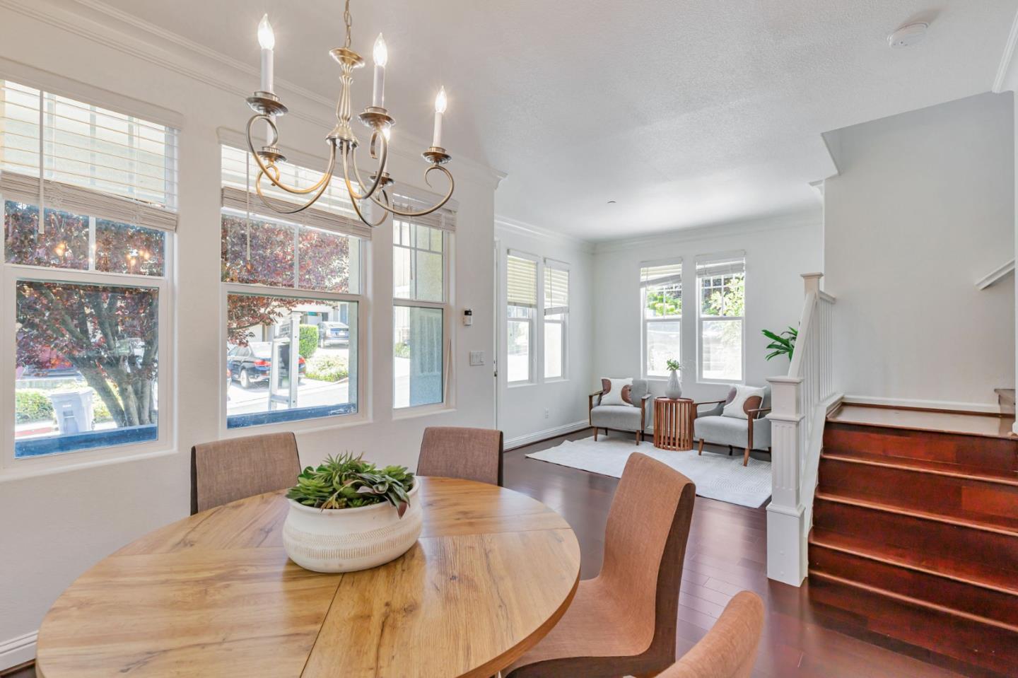 Detail Gallery Image 12 of 34 For 8940 Acorn Way, Gilroy,  CA 95020 - 4 Beds | 2/1 Baths