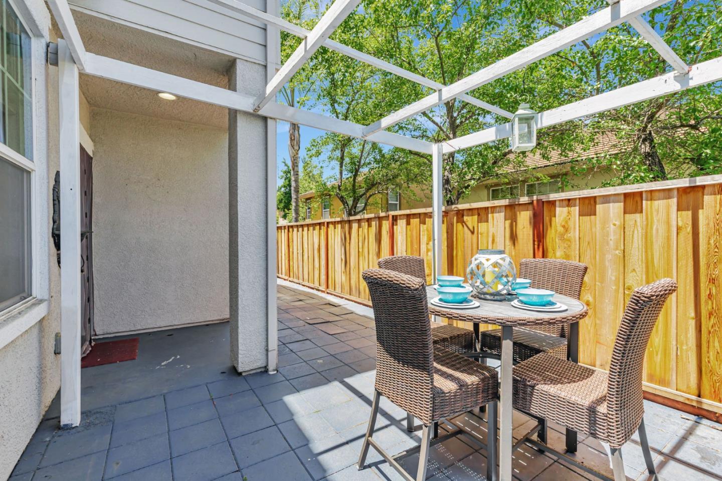Detail Gallery Image 31 of 34 For 8940 Acorn Way, Gilroy,  CA 95020 - 4 Beds | 2/1 Baths