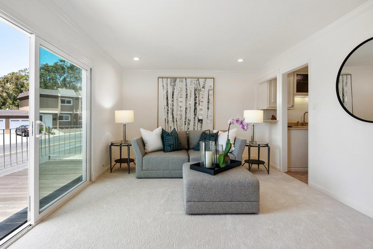 Detail Gallery Image 11 of 38 For 858 Stonegate Dr, South San Francisco,  CA 94080 - 3 Beds | 1/2 Baths