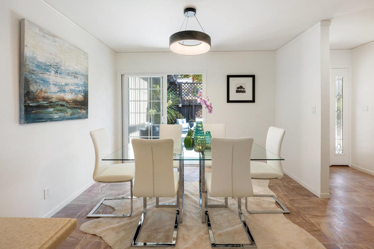 Detail Gallery Image 13 of 38 For 858 Stonegate Dr, South San Francisco,  CA 94080 - 3 Beds | 1/2 Baths