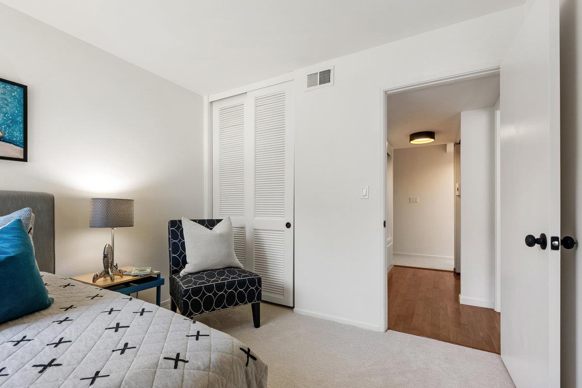 Detail Gallery Image 27 of 38 For 858 Stonegate Dr, South San Francisco,  CA 94080 - 3 Beds | 1/2 Baths
