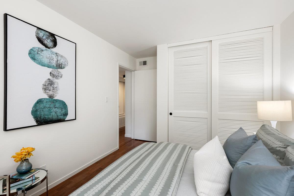 Detail Gallery Image 29 of 38 For 858 Stonegate Dr, South San Francisco,  CA 94080 - 3 Beds | 1/2 Baths