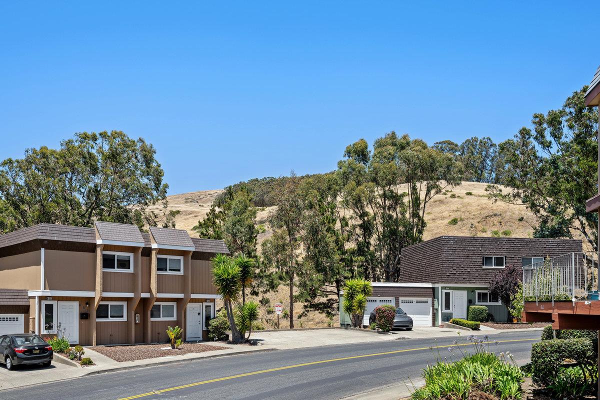 Detail Gallery Image 38 of 38 For 858 Stonegate Dr, South San Francisco,  CA 94080 - 3 Beds | 1/2 Baths