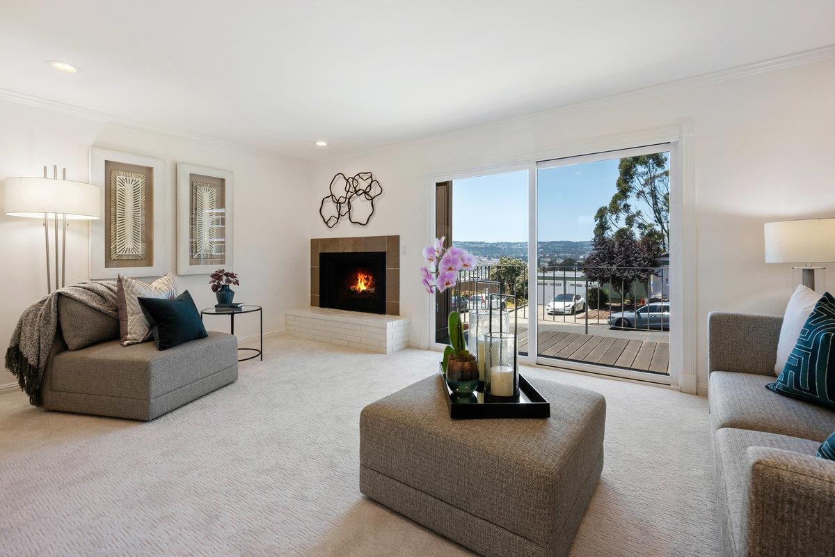 Detail Gallery Image 4 of 38 For 858 Stonegate Dr, South San Francisco,  CA 94080 - 3 Beds | 1/2 Baths