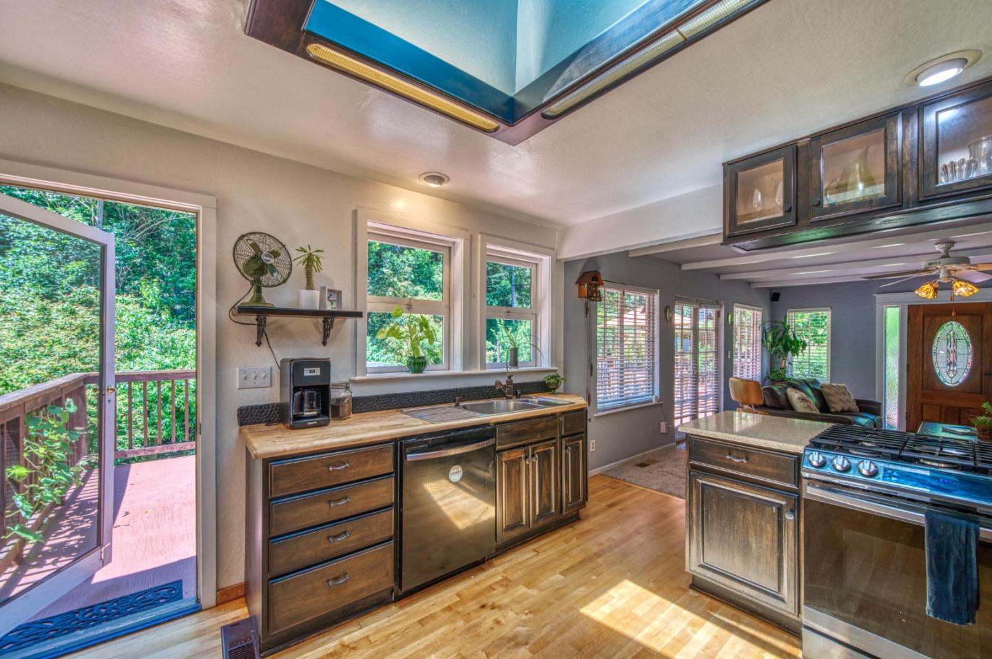 Detail Gallery Image 11 of 71 For 219 Redwood Dr, Felton,  CA 95018 - 3 Beds | 2 Baths