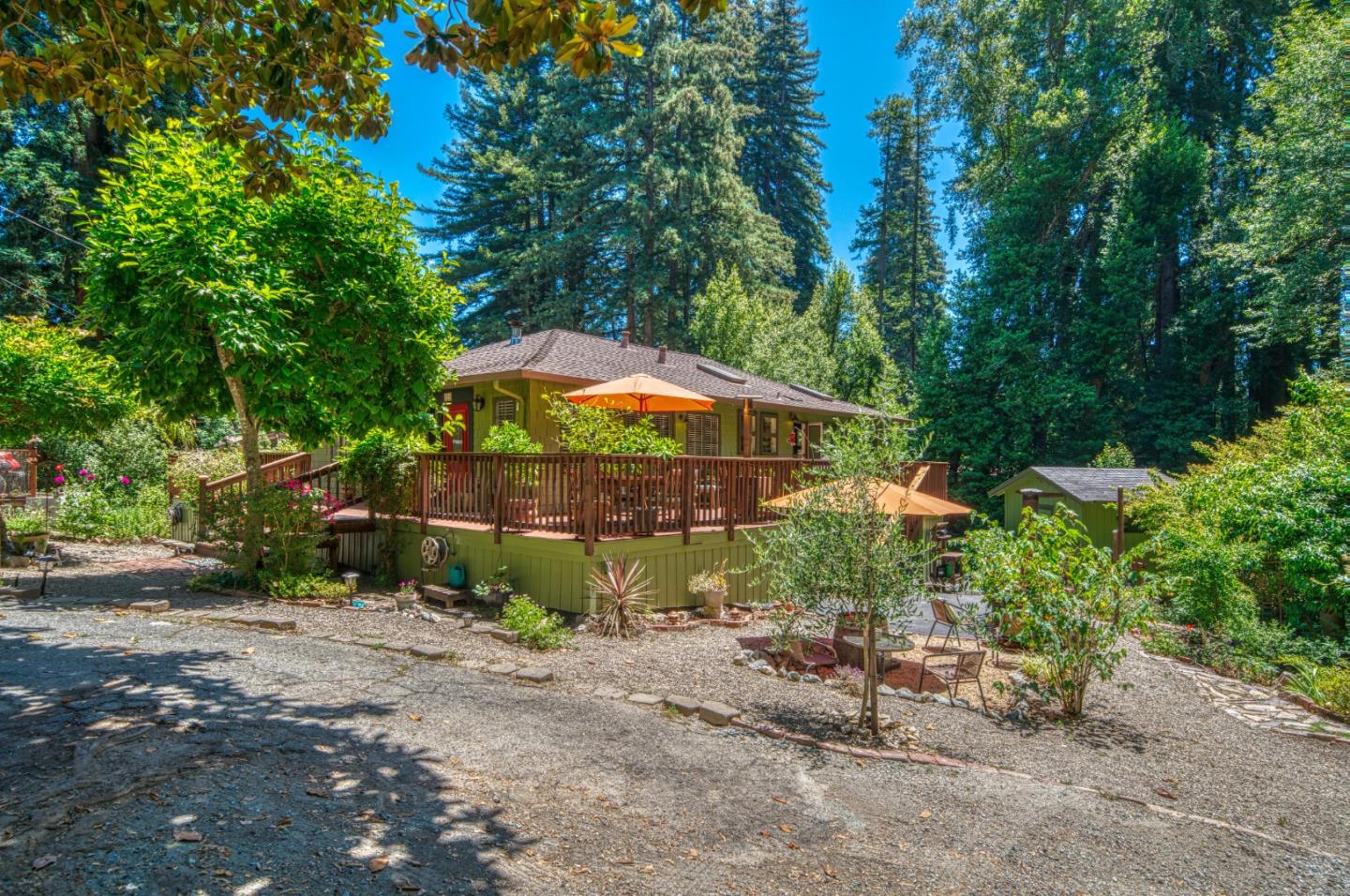 Detail Gallery Image 2 of 71 For 219 Redwood Dr, Felton,  CA 95018 - 3 Beds | 2 Baths