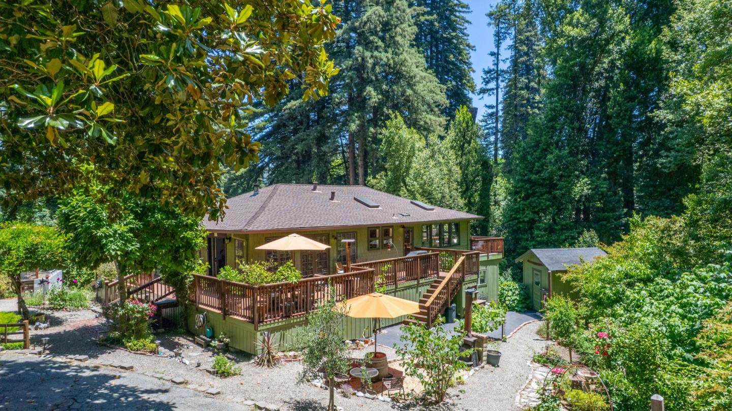 Detail Gallery Image 3 of 71 For 219 Redwood Dr, Felton,  CA 95018 - 3 Beds | 2 Baths