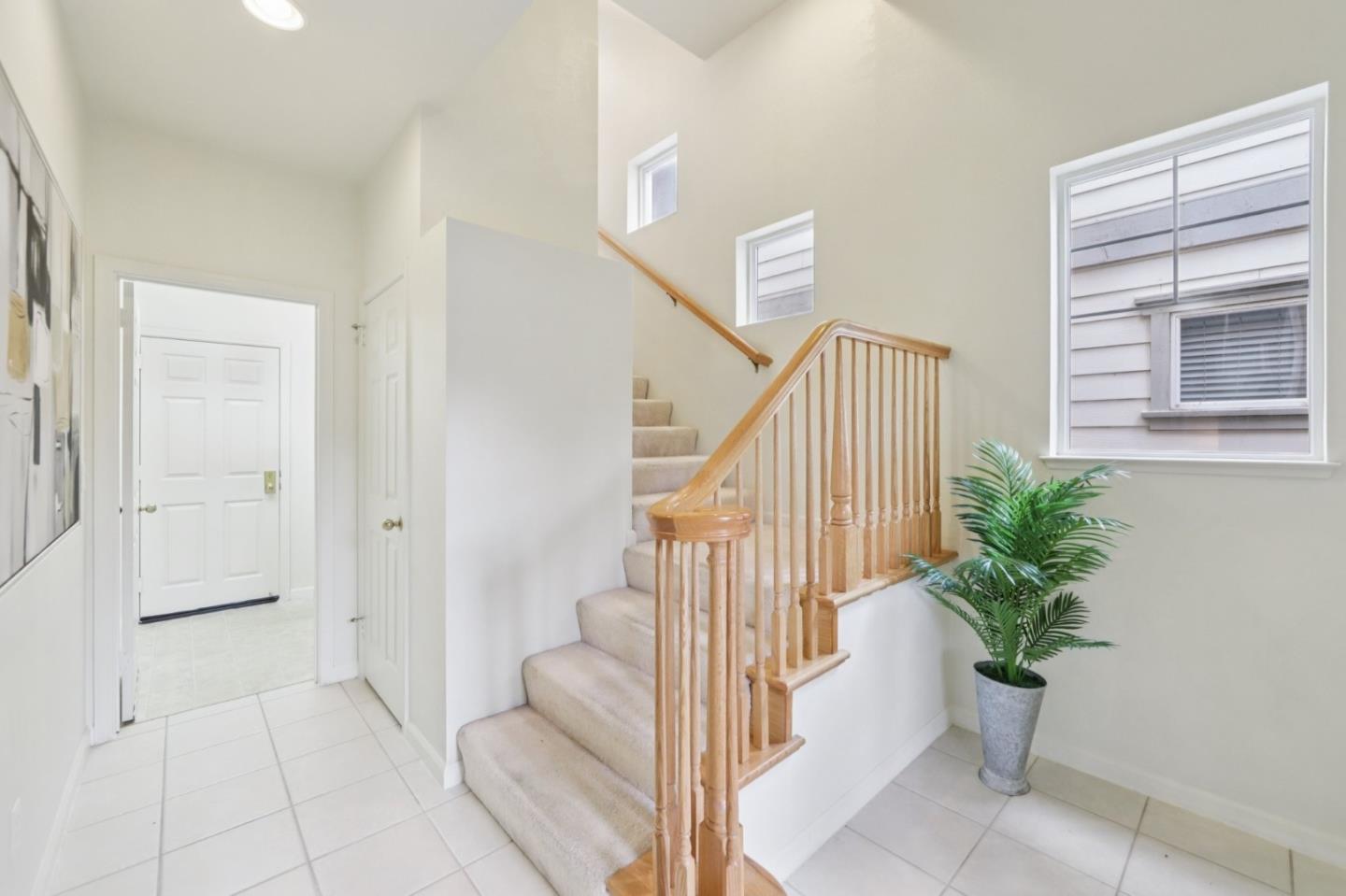 Detail Gallery Image 19 of 37 For 158 Oak Ave, South San Francisco,  CA 94080 - 3 Beds | 3/1 Baths