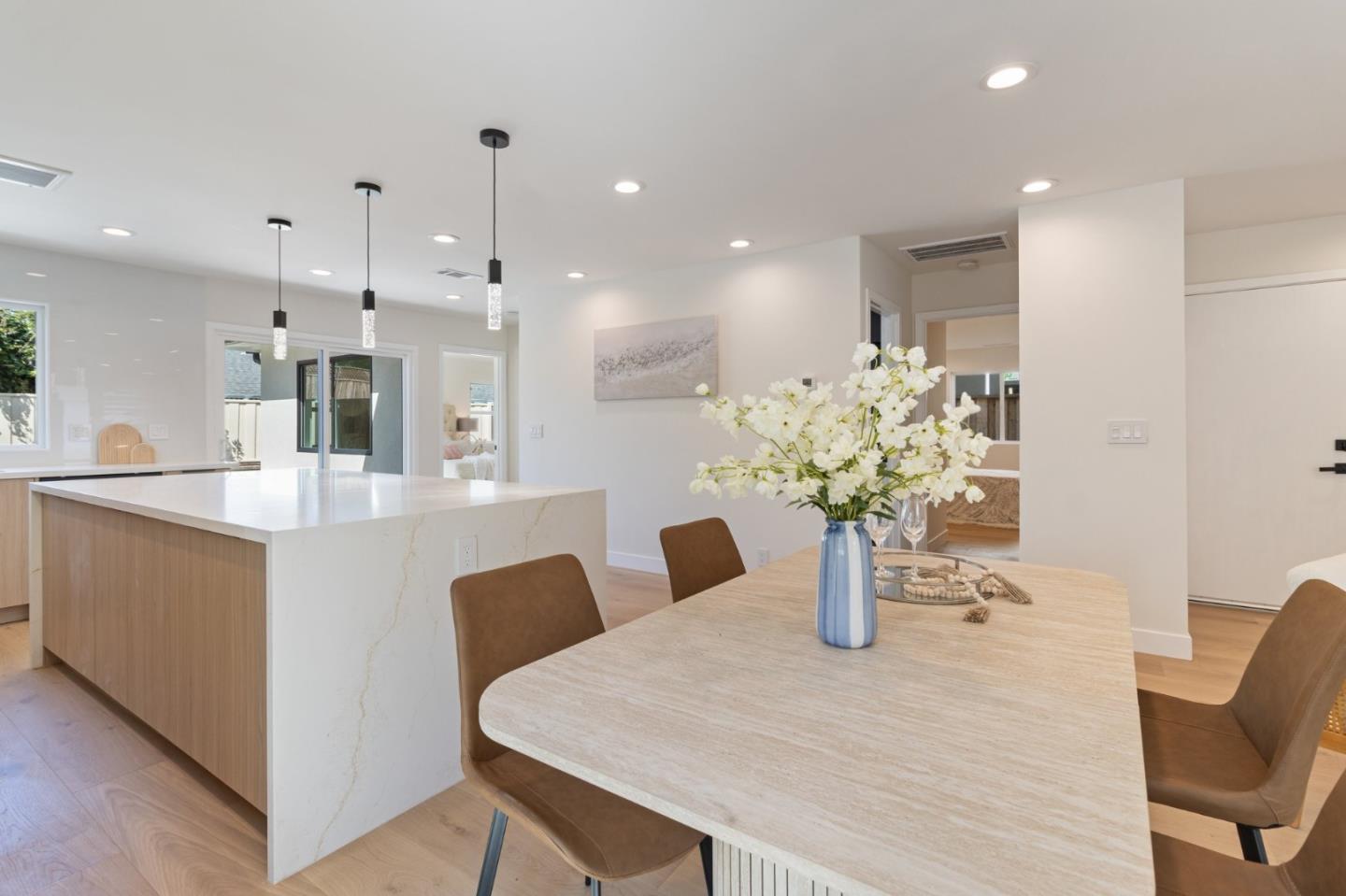 Detail Gallery Image 13 of 48 For 31301 San Andreas Dr, Union City,  CA 94587 - 4 Beds | 3 Baths